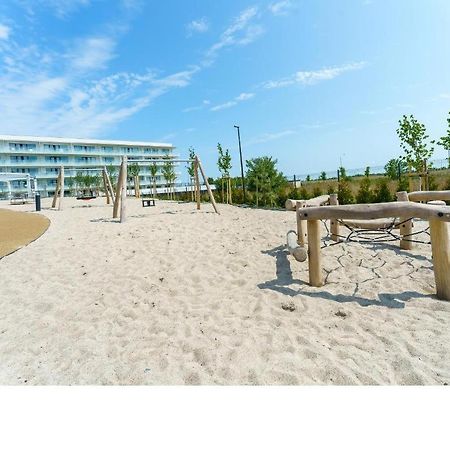 Kolobrzeg Apartamenty Polanki Aqua Z Bezplatnym Basenem, Bawialnia, Parkingiem I Fitness Екстериор снимка