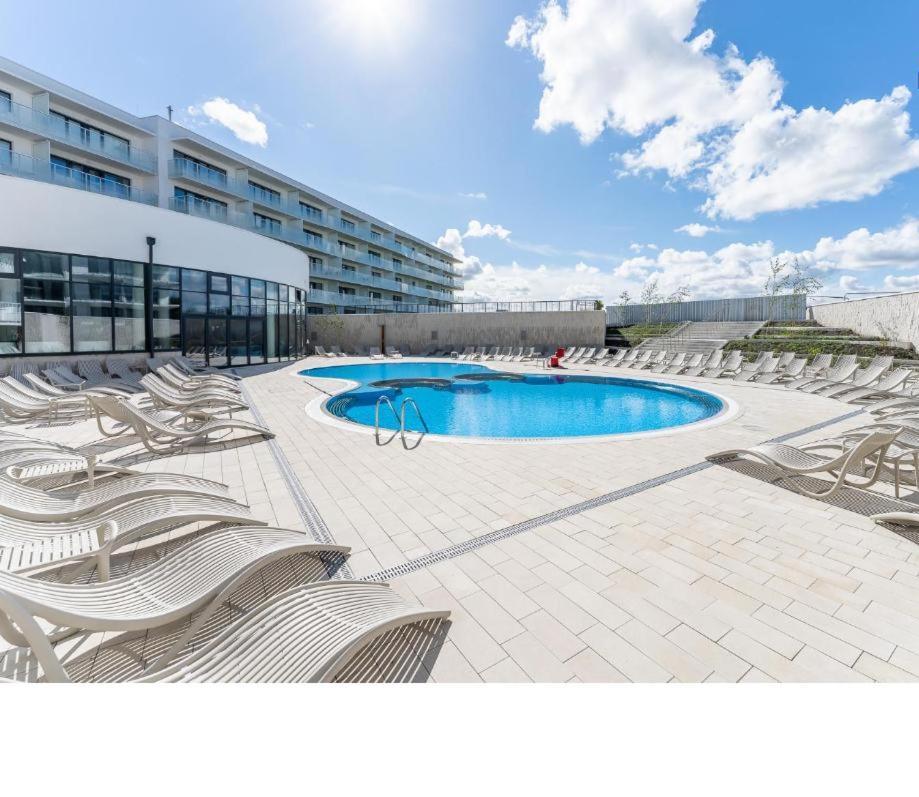 Kolobrzeg Apartamenty Polanki Aqua Z Bezplatnym Basenem, Bawialnia, Parkingiem I Fitness Екстериор снимка